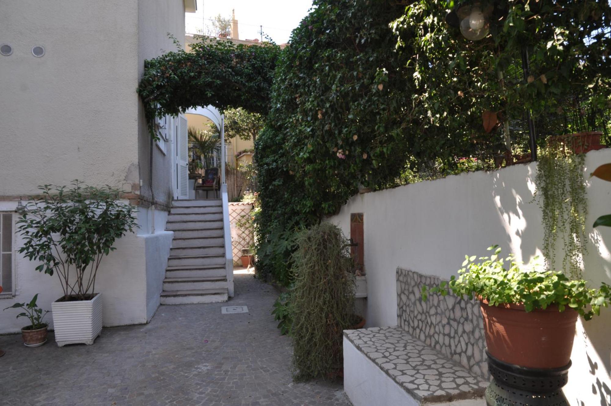 Residenza Le Rose Villa D'Arte Naples Exterior photo