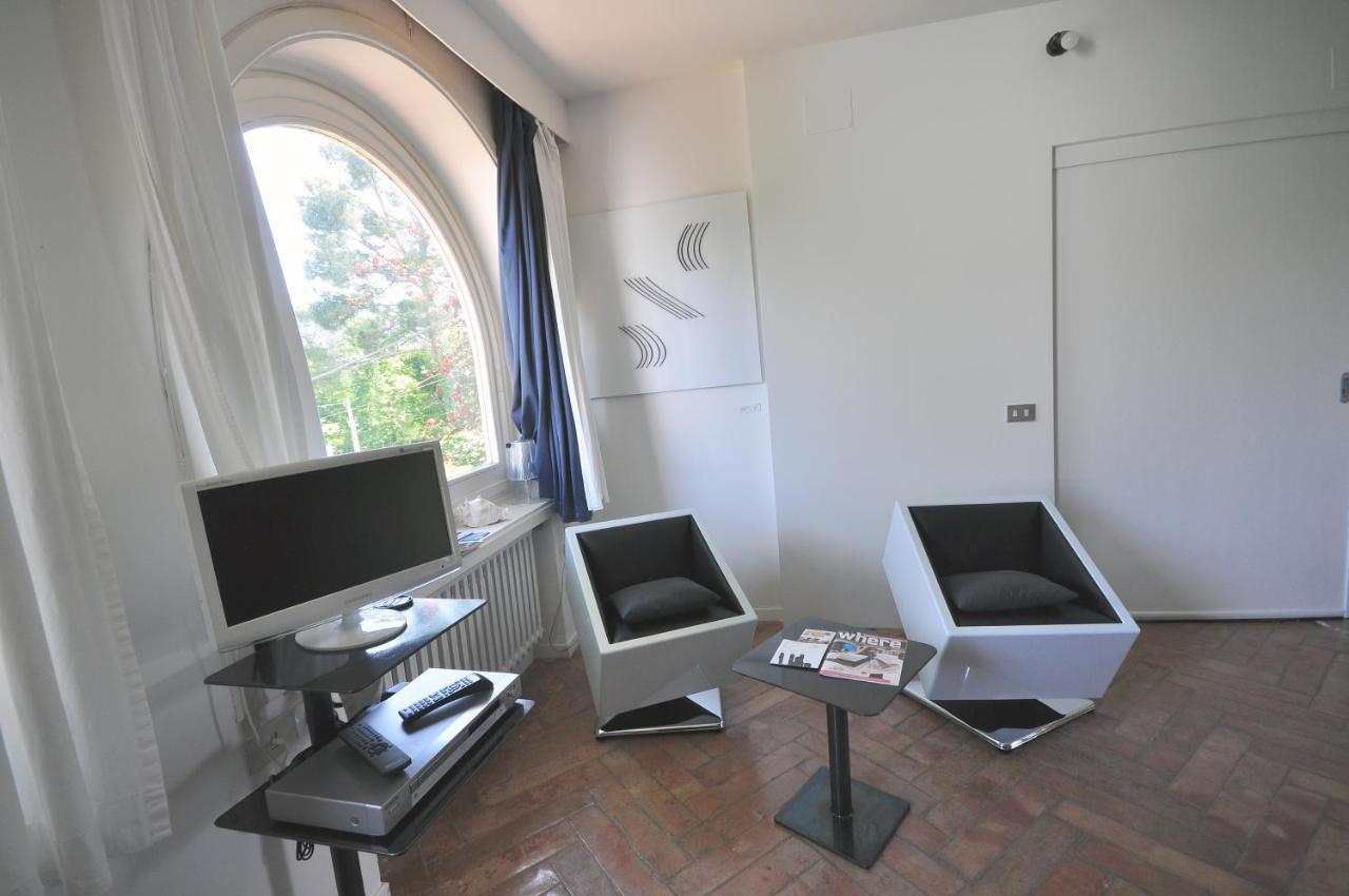 Residenza Le Rose Villa D'Arte Naples Exterior photo